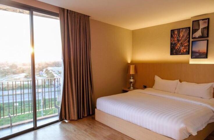 The 28Th Hotel Kanchanaburi Exterior photo